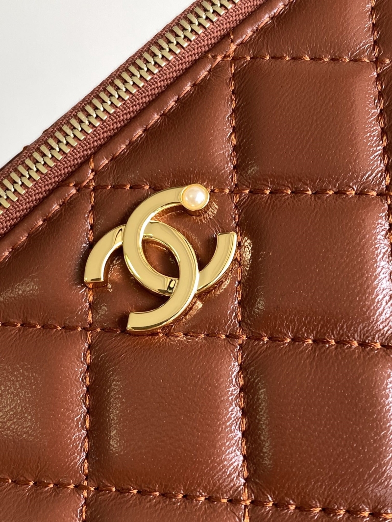 Ch**el cosmetic bags